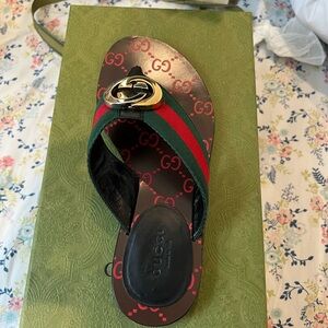 Gucci Black and Red Flip Flops with Green Stripe